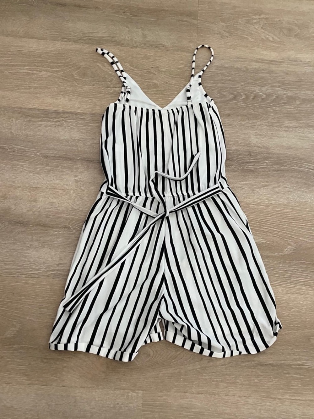 Women’s Black & White Striped Romper. NWOT.